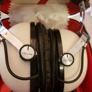 Vintage PIONEER 2Way SE-50 8Ohm Stereo Headphones